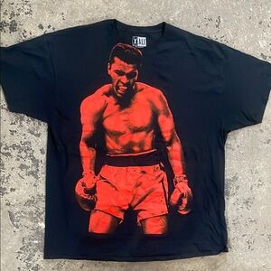 Authentic Muhammed Ali tshirt size XXL red Graphic